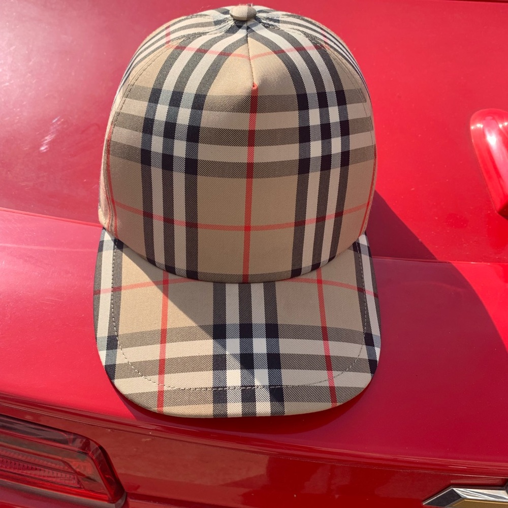 Mens Burberry baseball cap large
